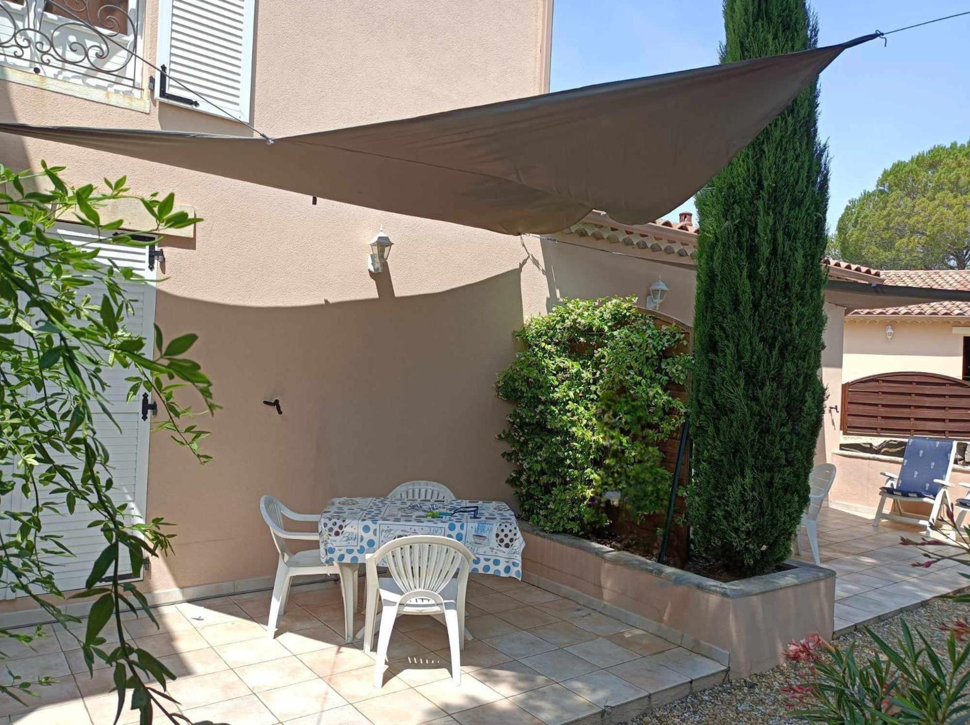 Anduze Gite Les Lauriers Au "Petit Clos Des Cigales" Massillargues-Attuech Экстерьер фото
